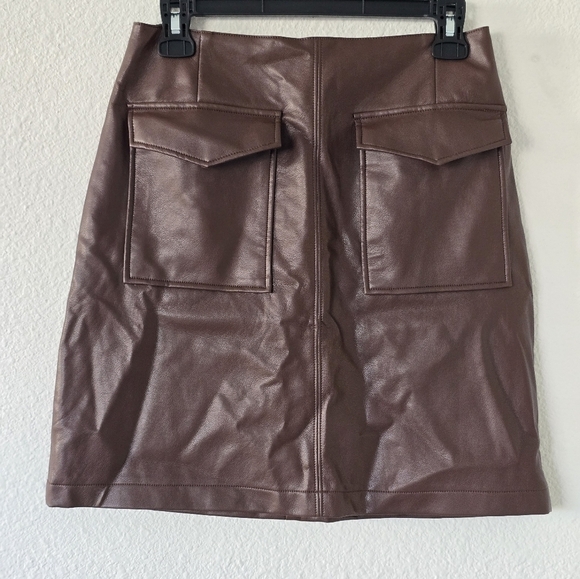 $69,Black tape leather skirt womens size small brown short pockets Western New - Picture 8 of 10